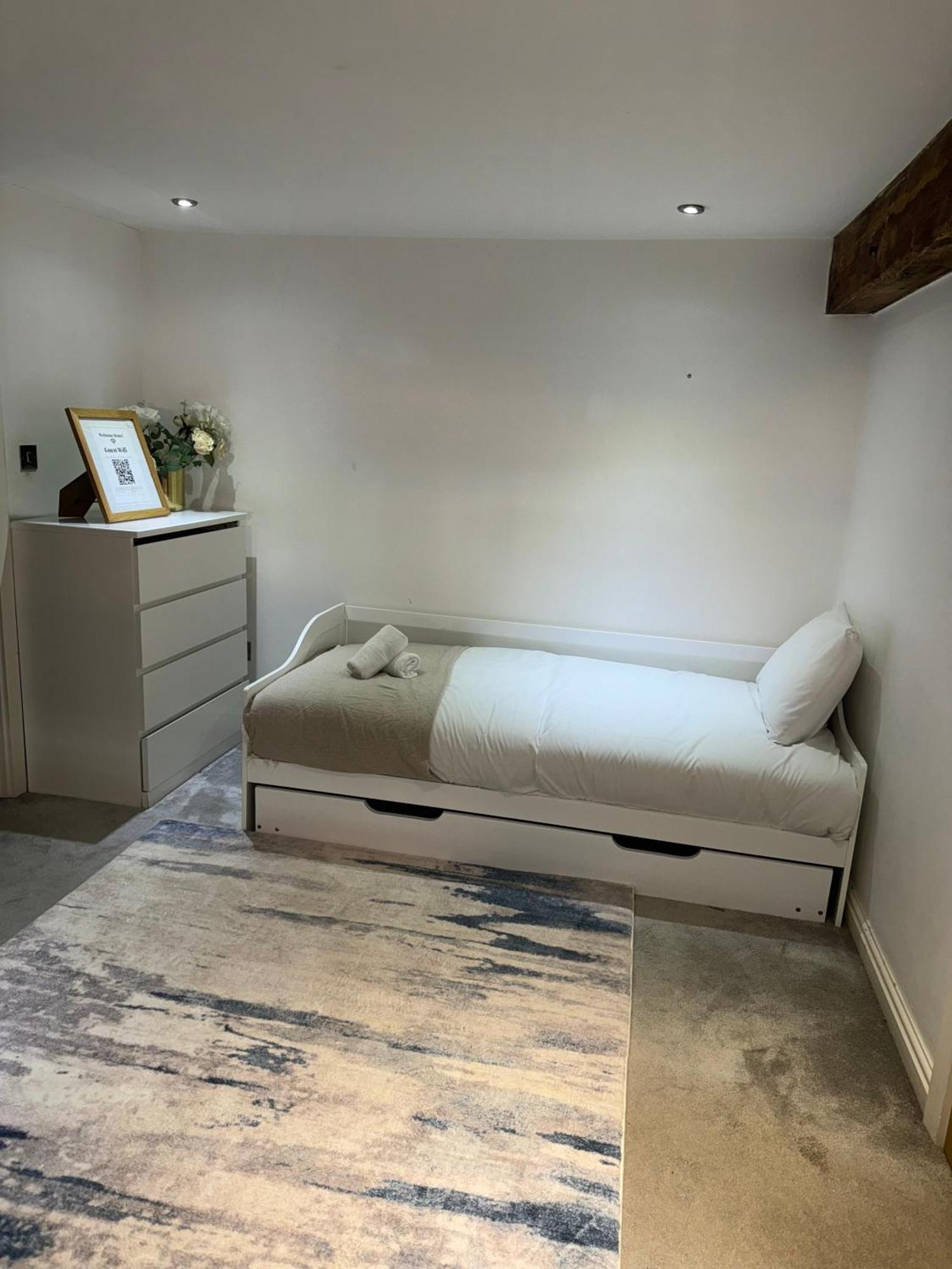 High End Luxury Townhouse In Jq, 4 Bedrooms, Flat Screen Tv In All Rooms, Free Parking, Near Birmingham City Centre Deposit Required エクステリア 写真